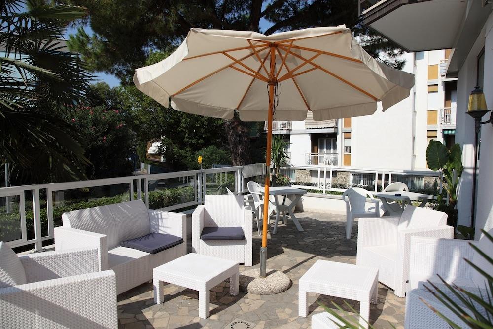 D'este Hotel 3*